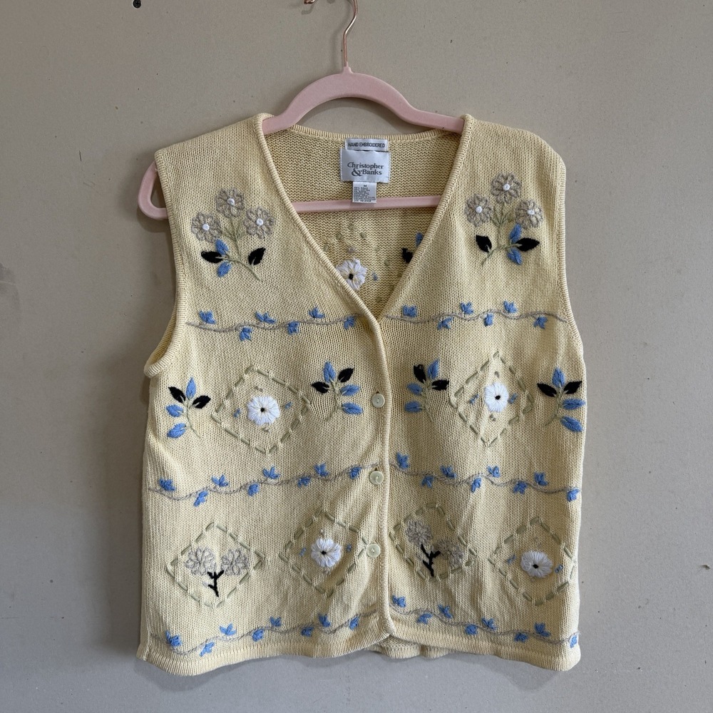 VTG Christopher & Banks Hand Embroidered Floral Knit Sweater Vest M Cottagecore
